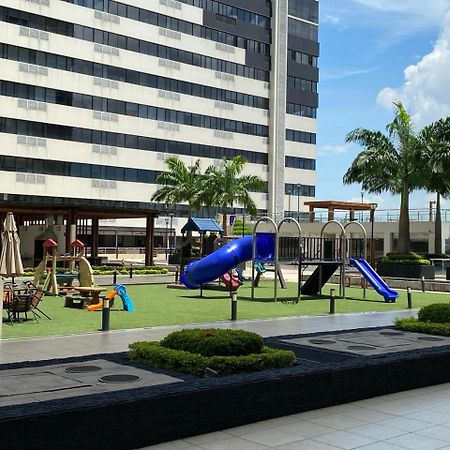 Puerto Santa Ana, Torres Bellini, 2 Dormitorios, Parqueo Guayaquil Bagian luar foto