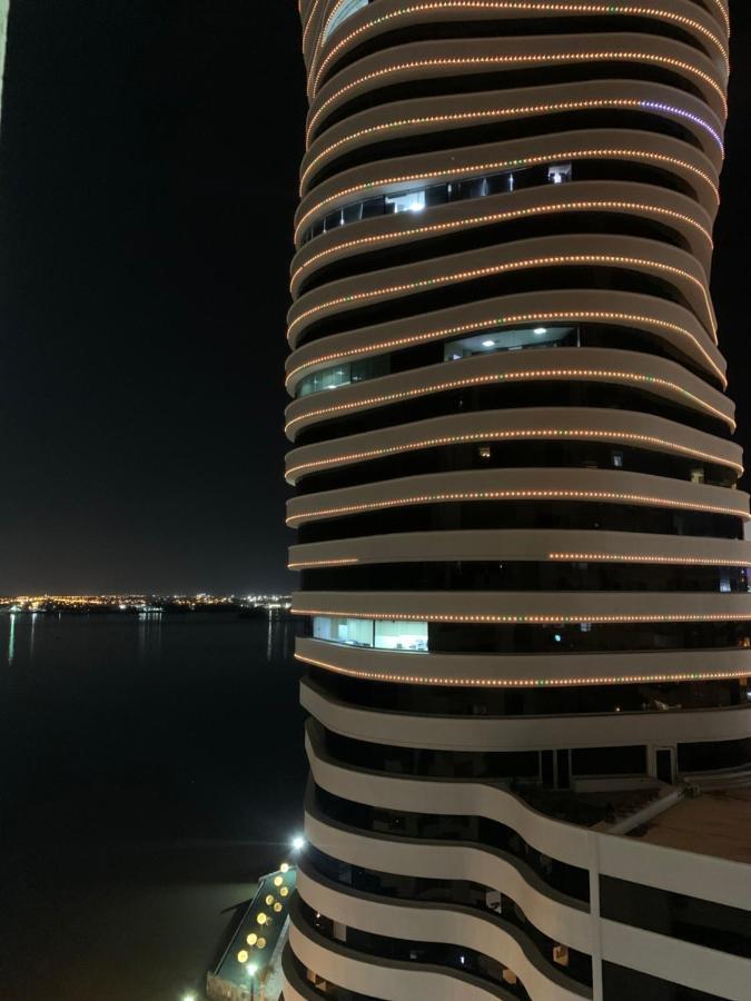 Puerto Santa Ana, Torres Bellini, 2 Dormitorios, Parqueo Guayaquil Bagian luar foto