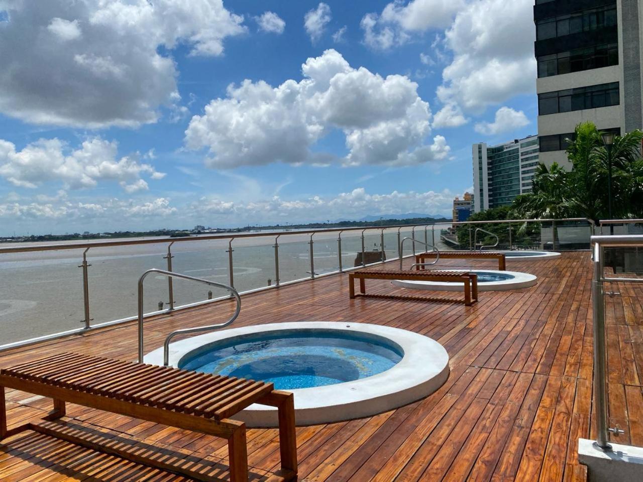 Puerto Santa Ana, Torres Bellini, 2 Dormitorios, Parqueo Guayaquil Bagian luar foto